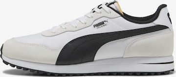 Chaussure de sport 'Helsinki' PUMA en blanc : devant