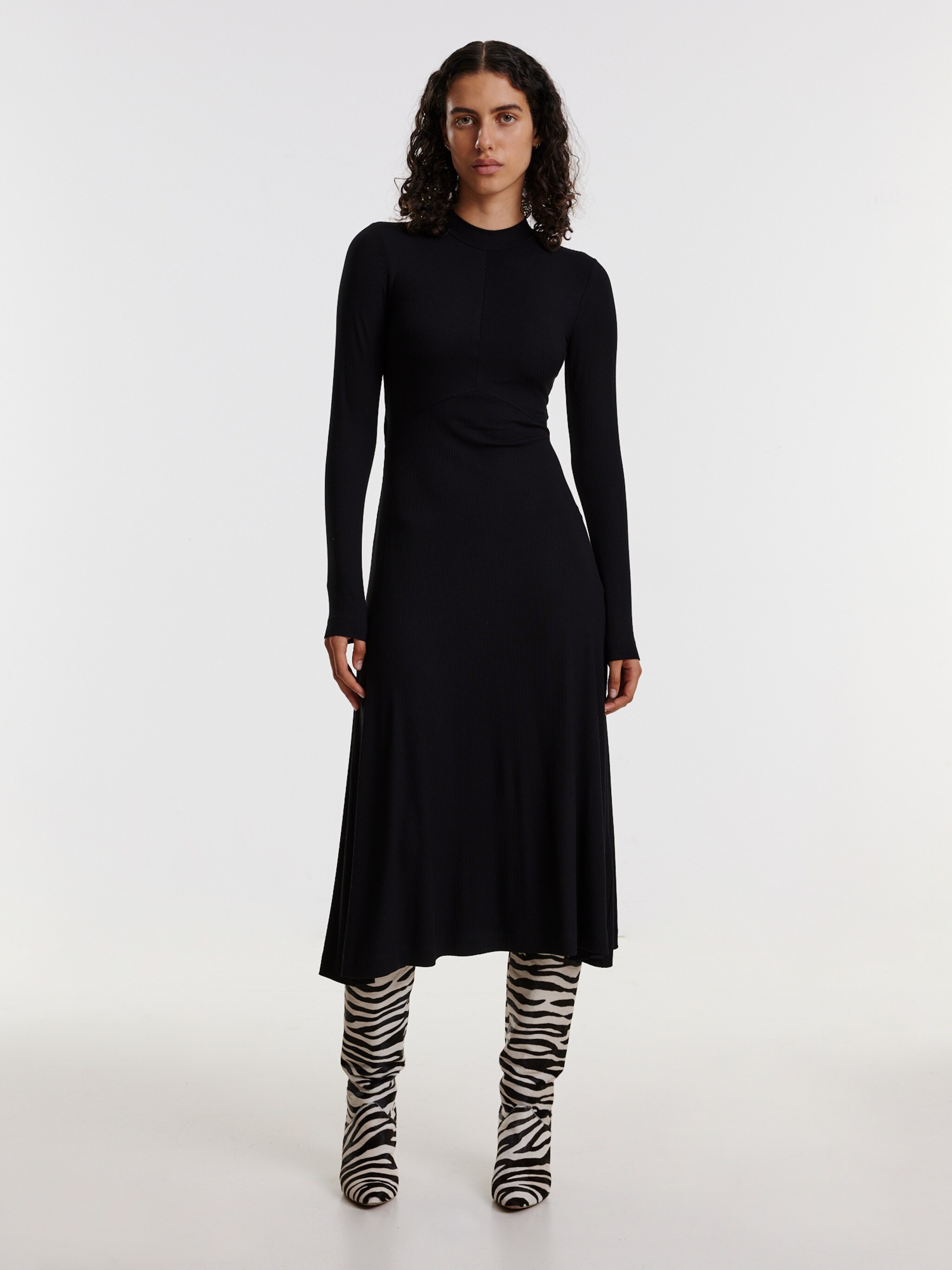 EDITED Produits Robe 'Diane' noir