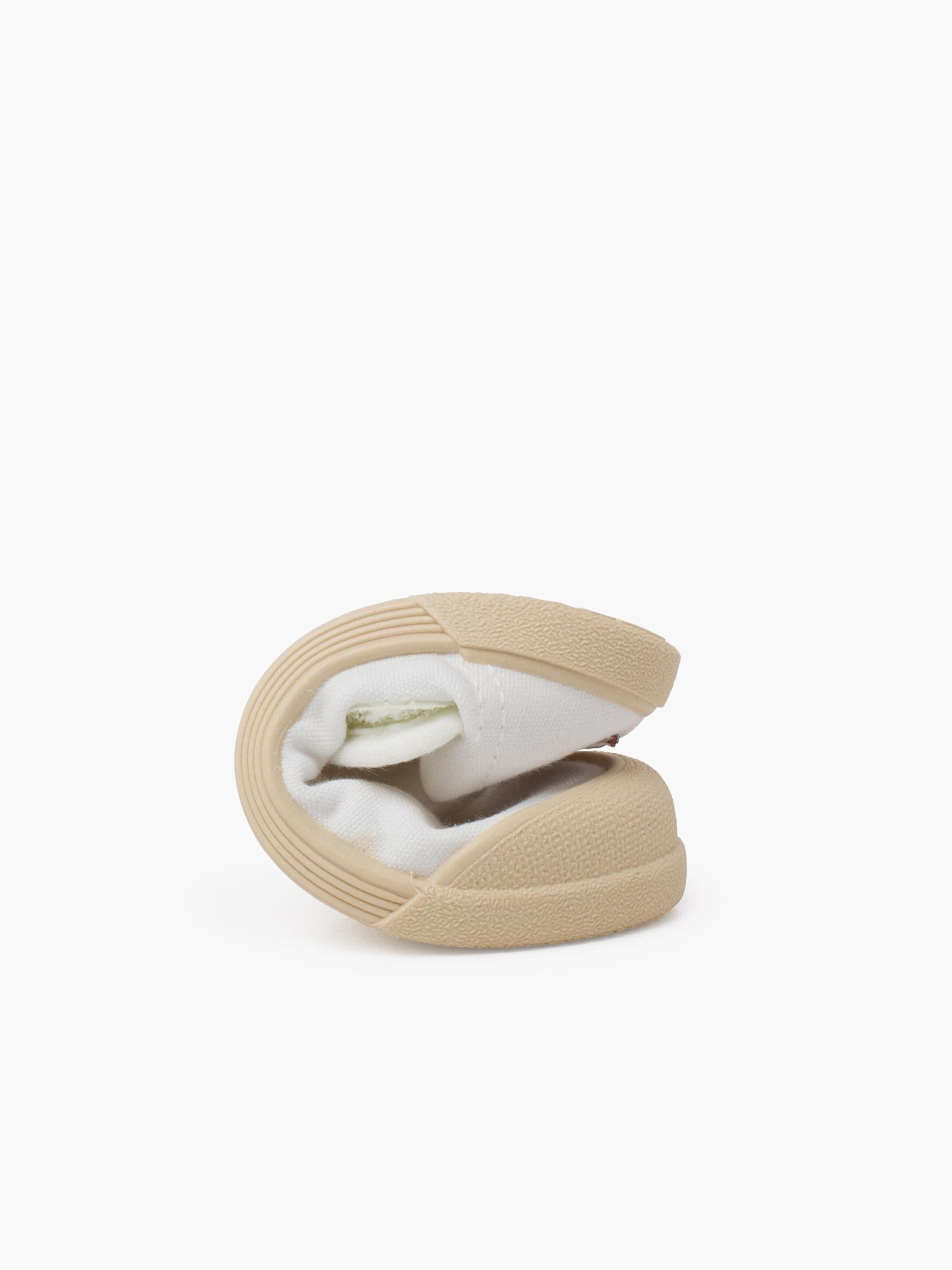 Pisamonas First-step shoe in White