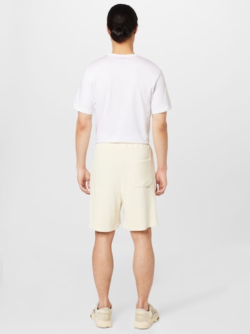 Filling Pieces Regular Shorts in Weiß