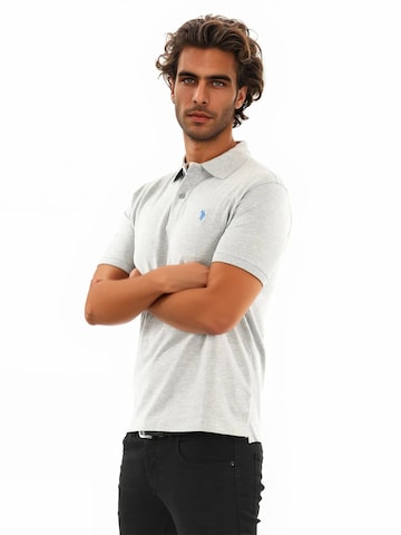 U.S. POLO ASSN. Shirt in Grey: front