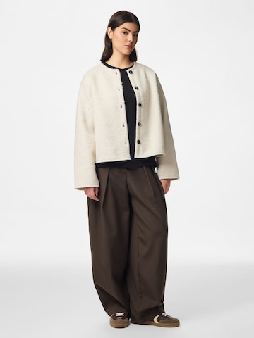 PIECES Between-season jacket 'PCOline' in Beige