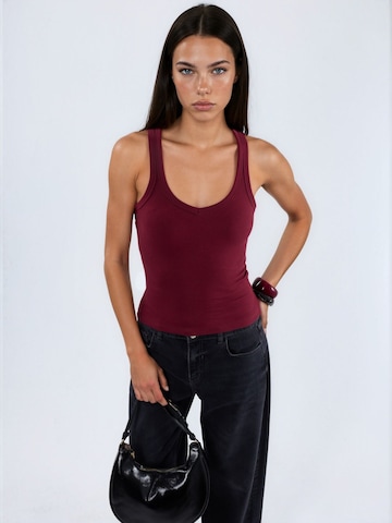 Busem Top in Red: front