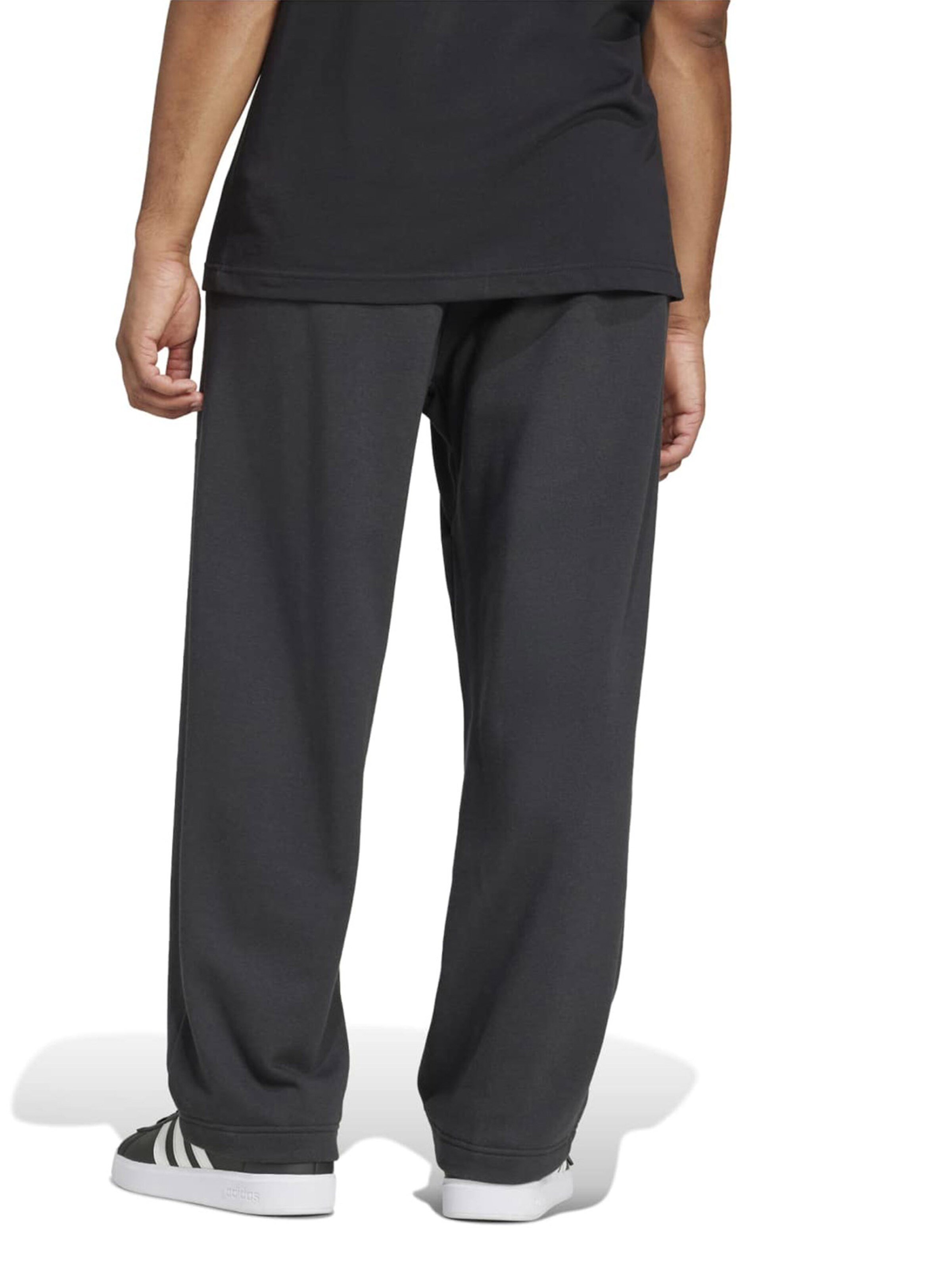 ADIDAS SPORTSWEAR Szabványos Sportnadrágok 'Essential' - fekete: hátul