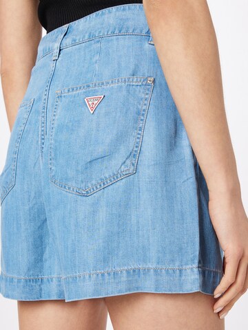 GUESS Regular Shorts in Blau