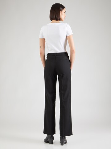 Regular Pantalon à plis Monki en noir