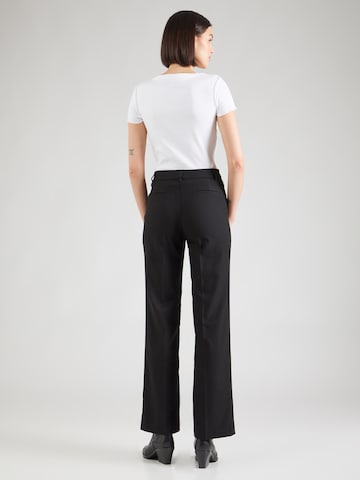 Monki - regular Pantalón de pinzas en negro