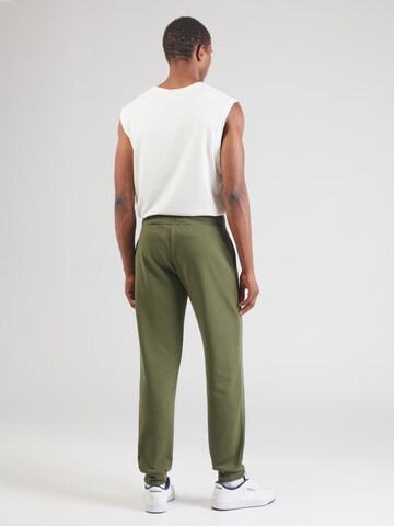 Effilé Pantalon Superdry en vert