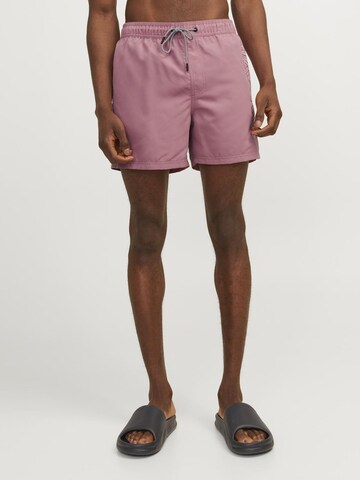 Shorts de bain 'JPSTFiji' JACK & JONES en rose : devant