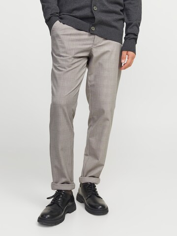 pilka JACK & JONES Prigludęs „Chino“ stiliaus kelnės 'JPSTMarco JJConnor': priekis