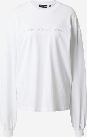 ABOUT YOU x Antonia - Camiseta 'Rieke' en blanco: frente