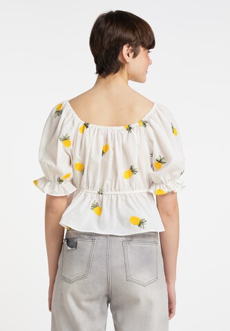 MYMO - Blusa en blanco