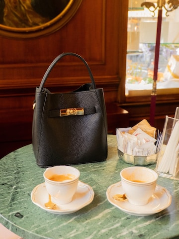 SARA BY JG Handbag 'La Sovrana' in Black