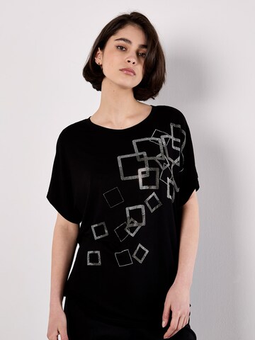 Apricot Shirt in Black: front