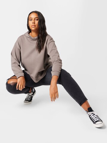 Calvin Klein Curve Sweatshirt in Beige