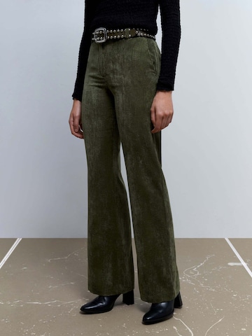 Scalpers Boot cut Trousers in Green