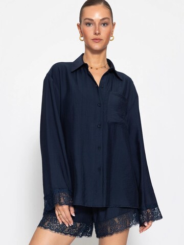 SASSYCLASSY Bluse‌‌‌‌ in Blau
