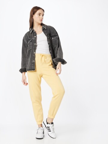 PIECES Tapered Pants 'Chilli' in Yellow