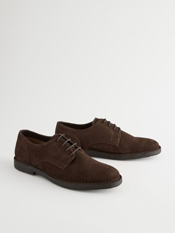 Chaussure à lacets Next en marron