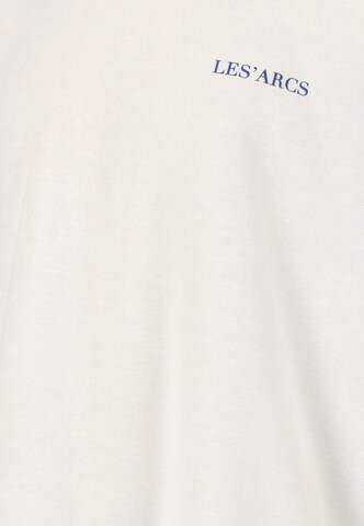 Les'Arcs Performance Shirt 'Tynan' in White