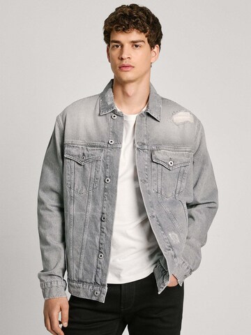 Pepe Jeans Jacke in Grau: Vorderseite