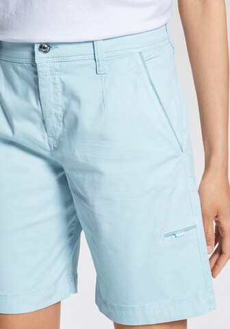 MAC Regular Shorts in Blau