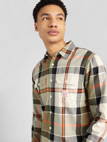 LEVI'S ® - Ajuste regular Camisa en verde