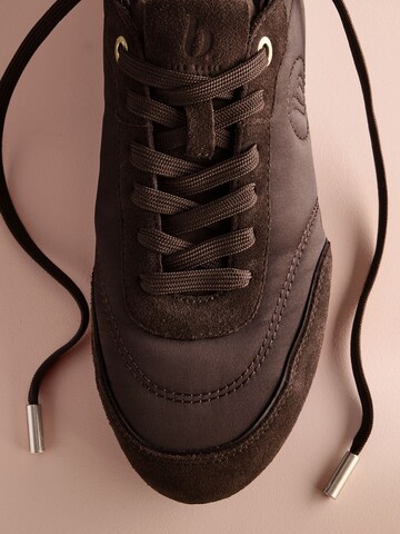 B by Ted Baker Sneaker in Braun