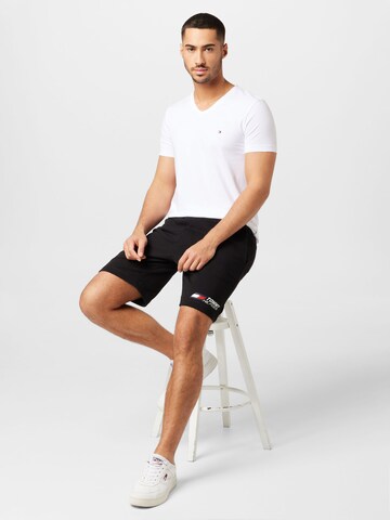 TOMMY HILFIGER Koszulka w kolorze biały