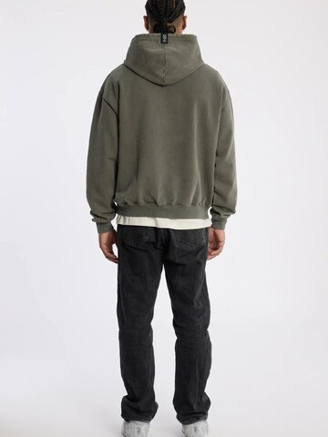 YSPT Studio Sweatshirt 'WILDWOOD' in Green