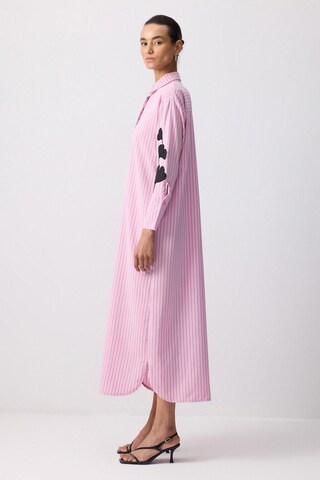 Touche Prive Abendkleid in Pink