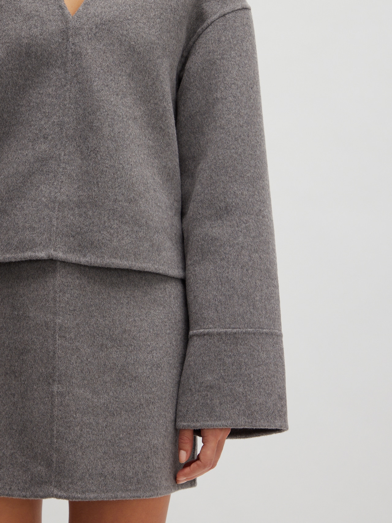 EDITED Pullover 'Abby' grå