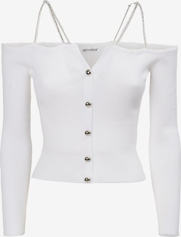 balts Influencer Adīta jaka: no priekšpuses