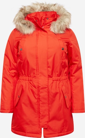 Parka d’hiver 'IRENA' ONLY Carmakoma en rouge : devant