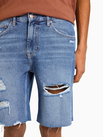 Bershka Regular Jeans in Blauw