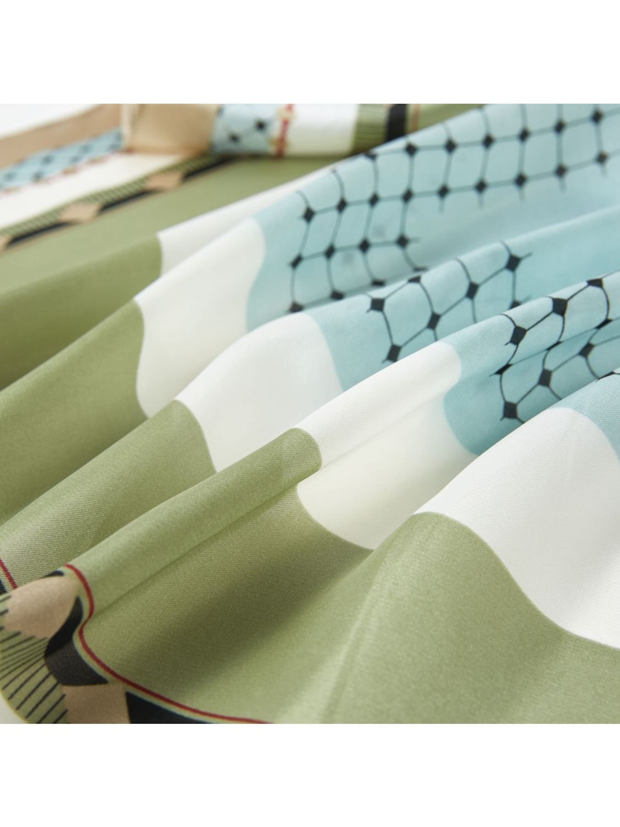 alberto cabale - Chal 'Petit carré de Soie Mixpoint Cléo' en azul