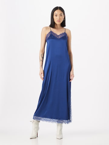 Rochie de la SCOTCH & SODA pe albastru: față