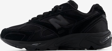 new balance Sneaker '880R'. in Schwarz: Vorderseite