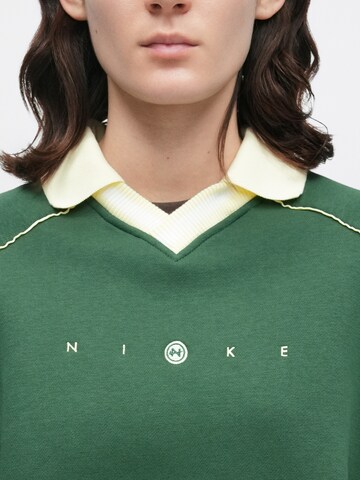 Nike Sportswear Sweatshirt 'PHNX FLC' i grøn