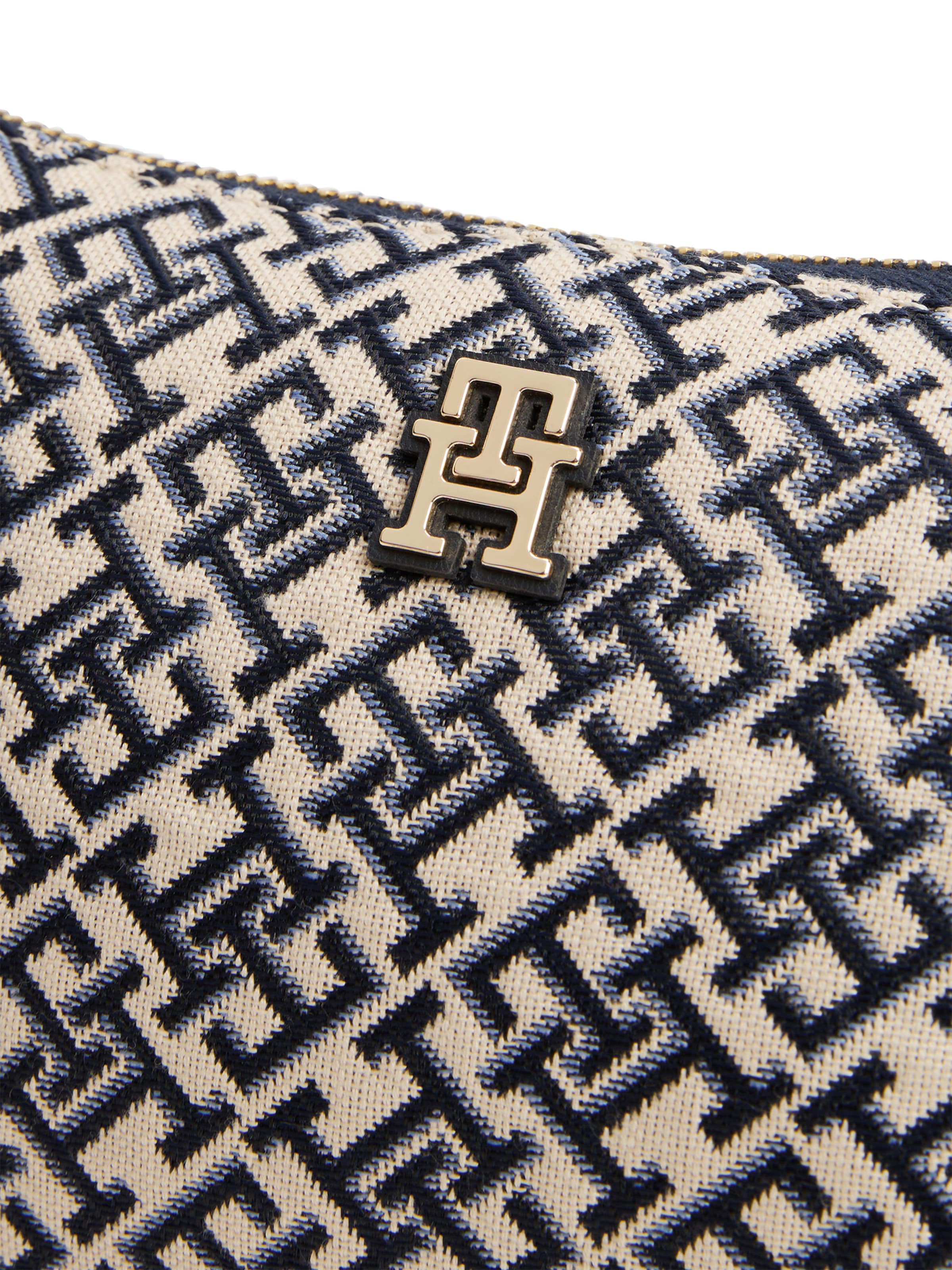 TOMMY HILFIGER Shoulder bag in Blue