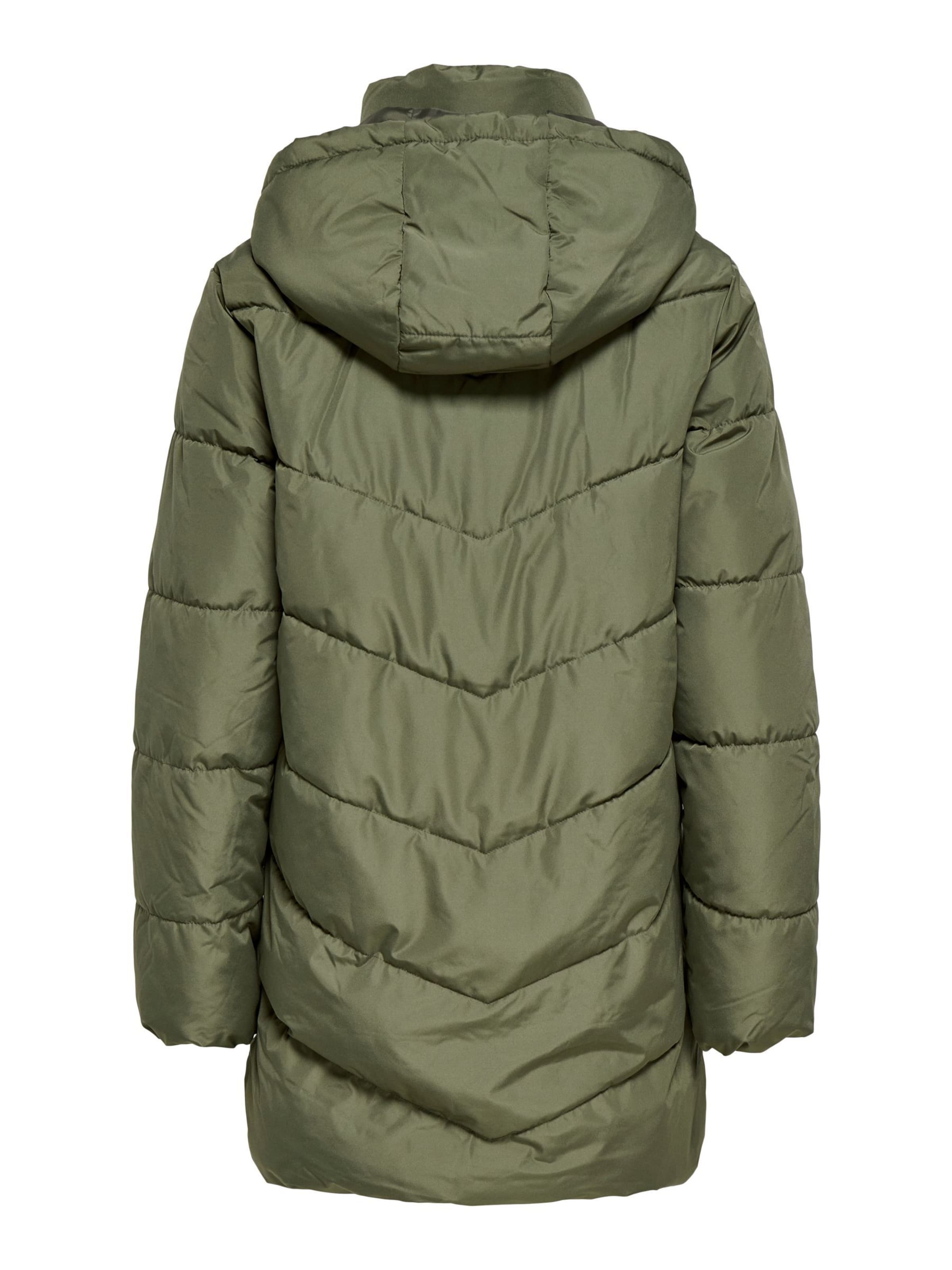 Cappotto invernale di Only Maternity in verde