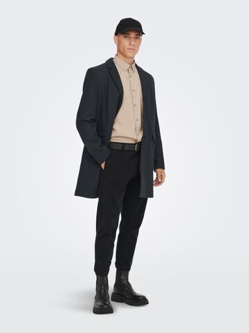 Manteau mi-saison 'JULIAN' Only & Sons en noir