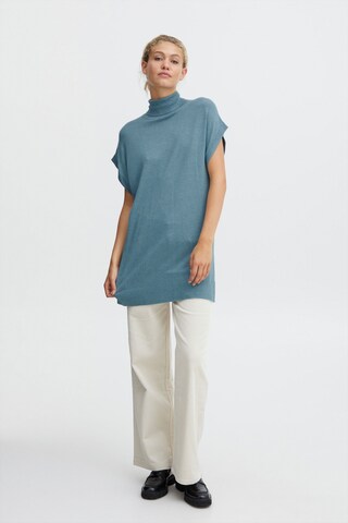Maglietta 'PIMBA' di b.young in blu
