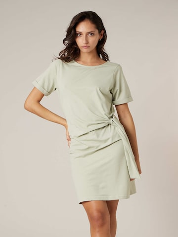 Robe 'Knoty ' Deeluxe en vert : devant