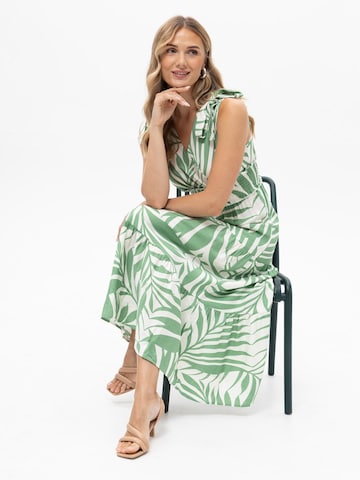 Passioni Summer Dress 'Grünes Sommerkleid mit floralem Muster' in Green: front