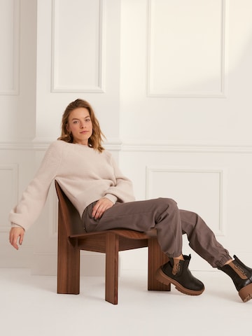Guido Maria Kretschmer Women Pullover 'Agathe' in Weiß
