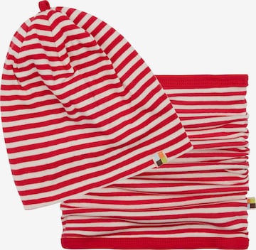 loud + proud Beanie in Red: front