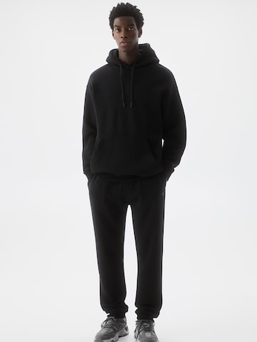 Pull&Bear Sweatsuit in Black: front