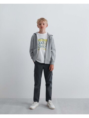 Tricou ' ' de la Scalpers pe alb