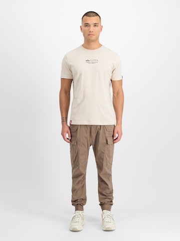Effilé Pantalon cargo 'Airman' ALPHA INDUSTRIES en vert